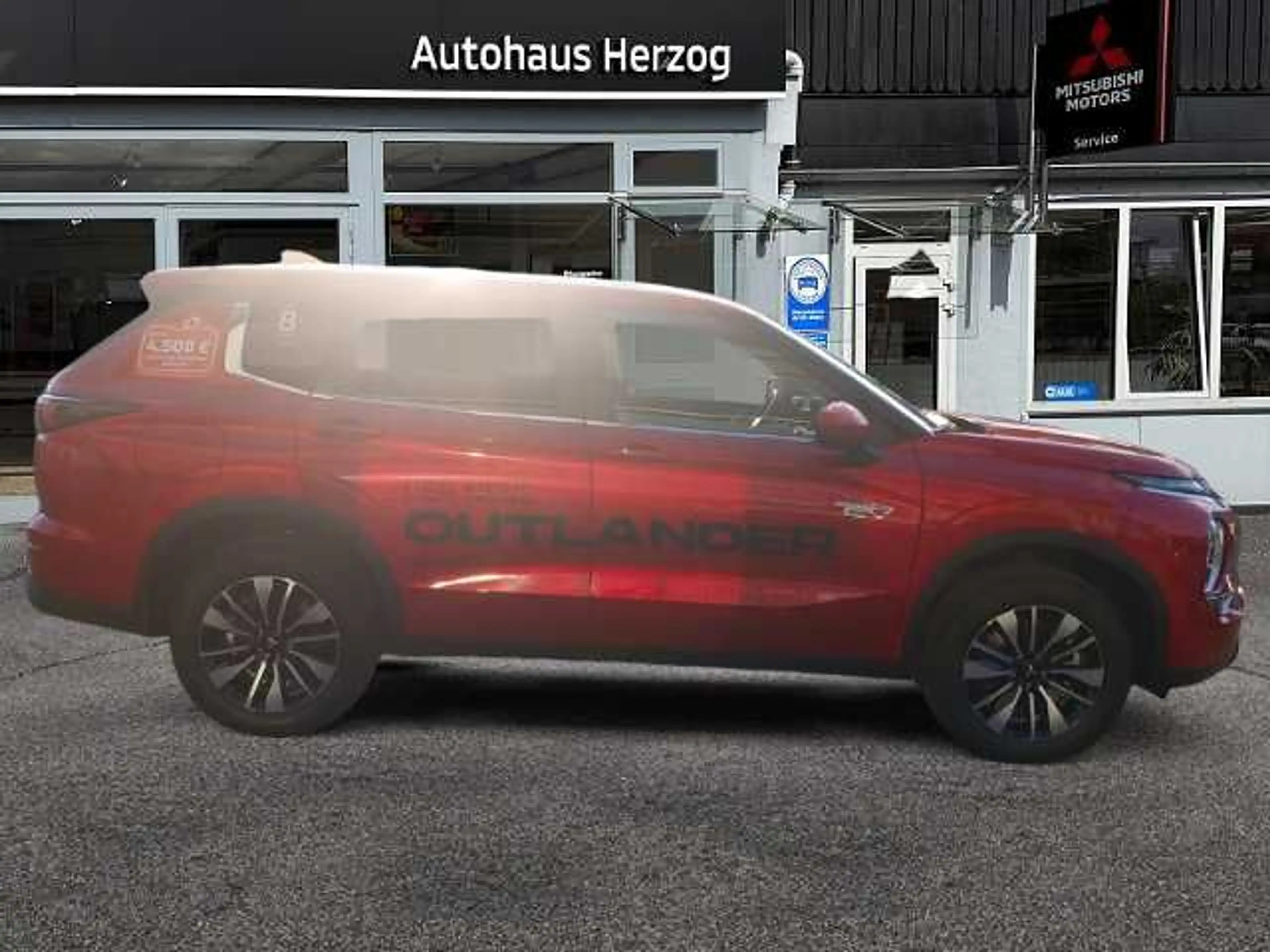 Mitsubishi Outlander 2.4L PHEV Diamant PLUS *STANDHEIZUNG* — photo 6