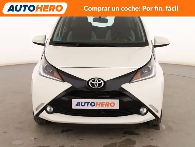Toyota Aygo view 9