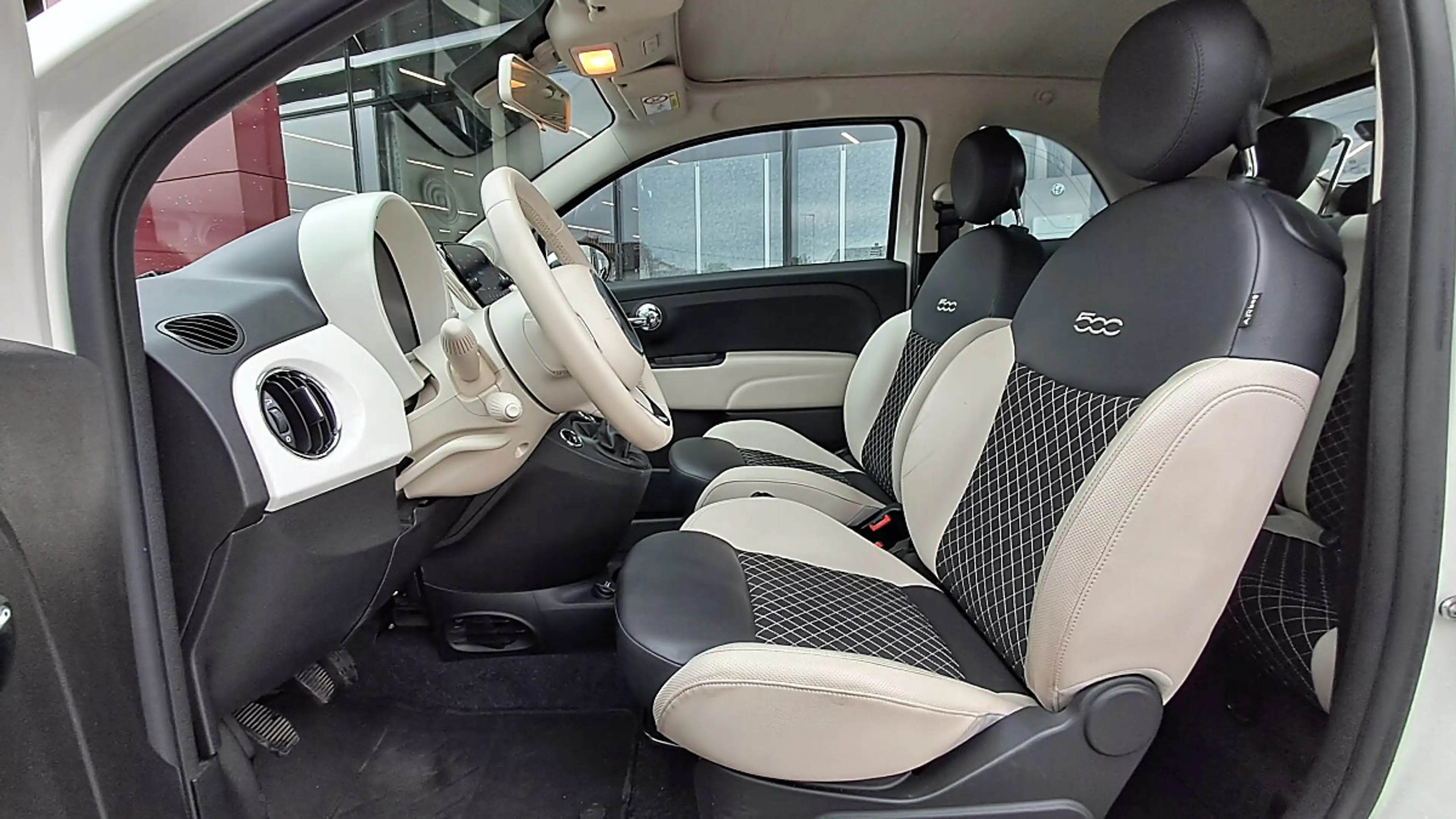 Fiat 500C FireFly Hybrid 70 Dolcevita — photo 11