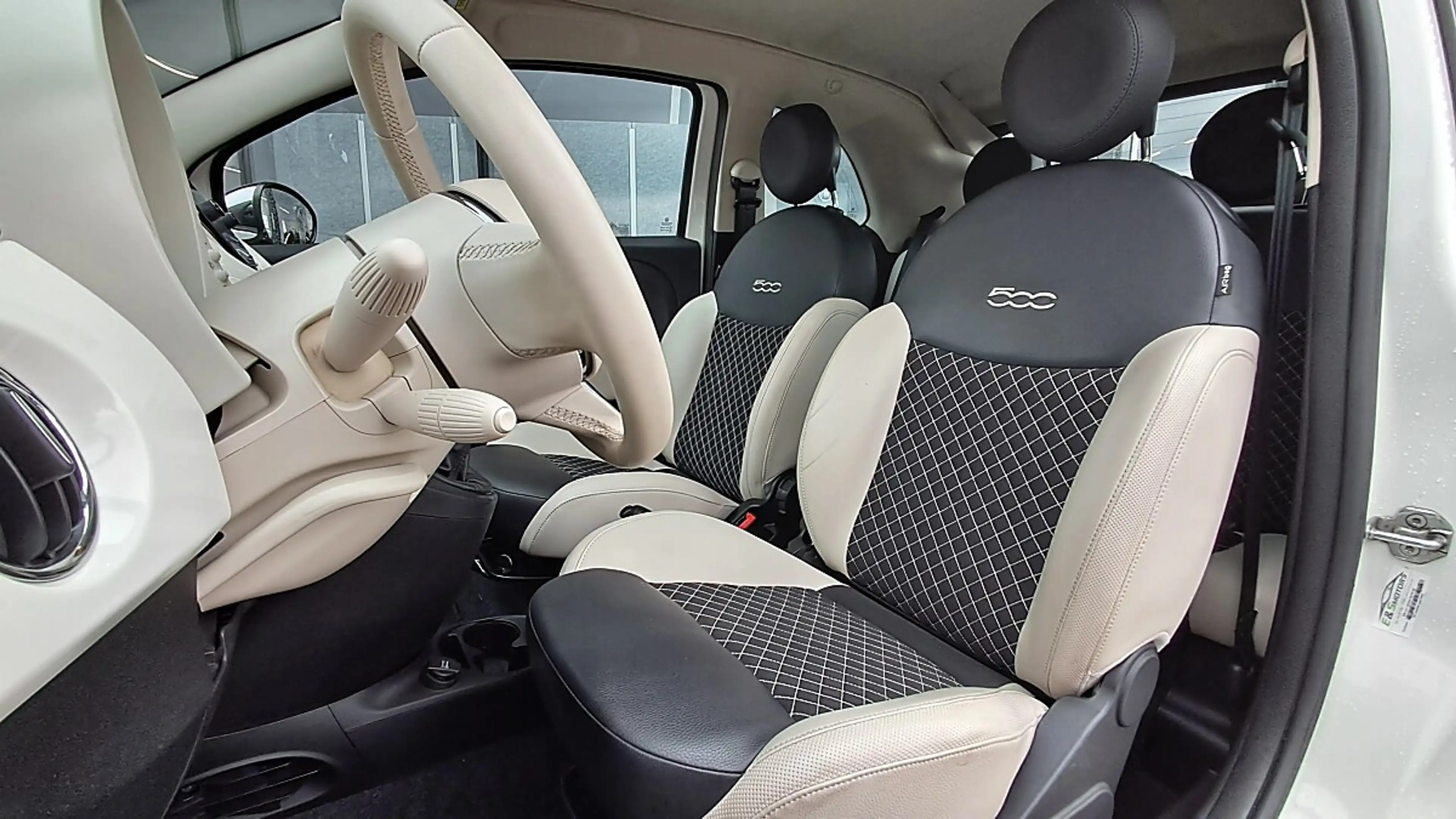 Fiat 500C FireFly Hybrid 70 Dolcevita — photo 12