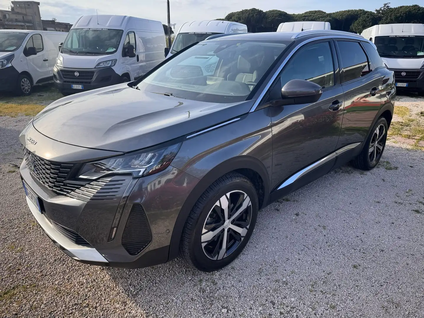 Peugeot 3008 1.5bluehdi GT Pack EAT8/UFFICIALE ITALIANA Grau - 2