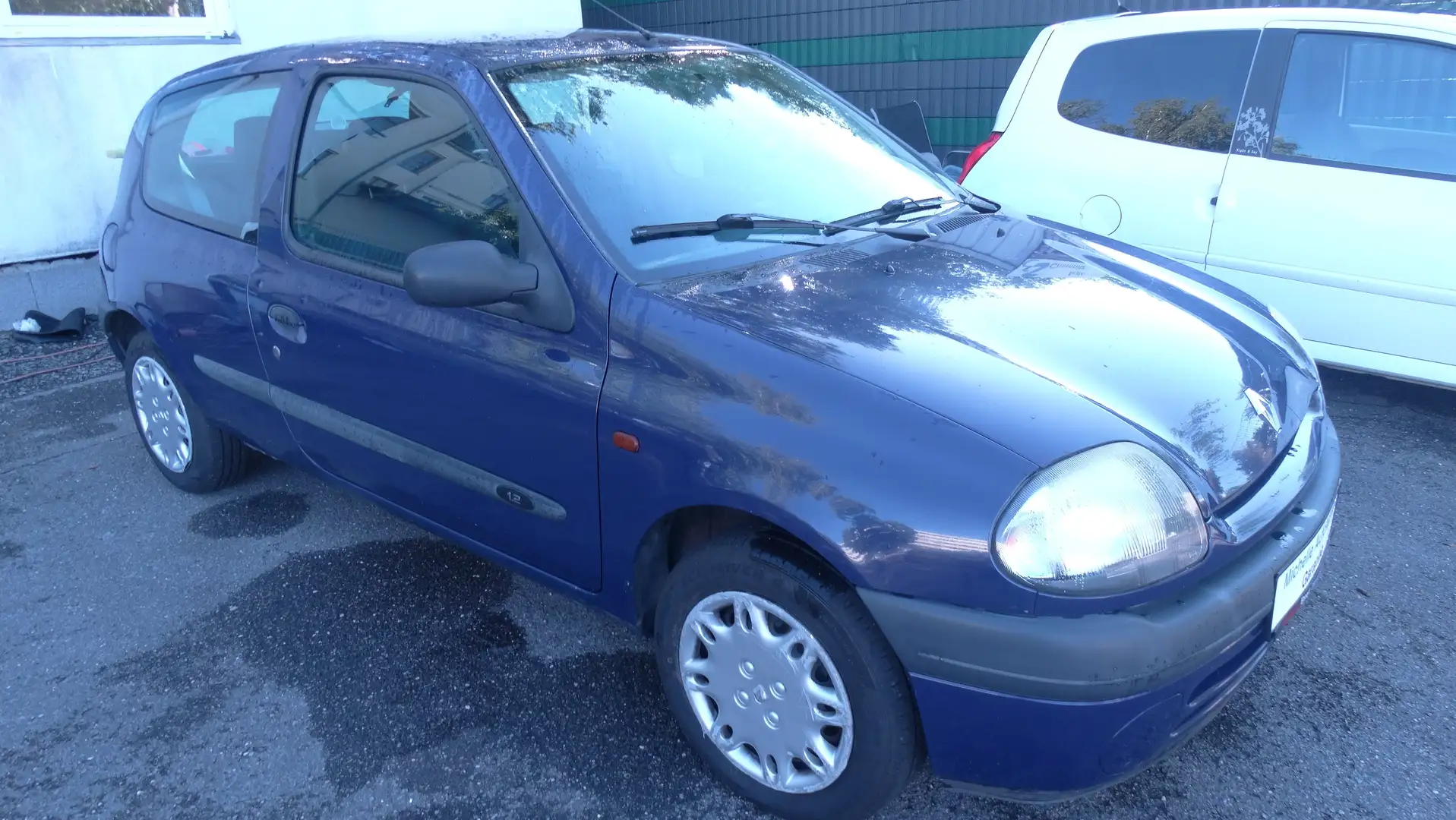 Renault Clio Bleu - 2