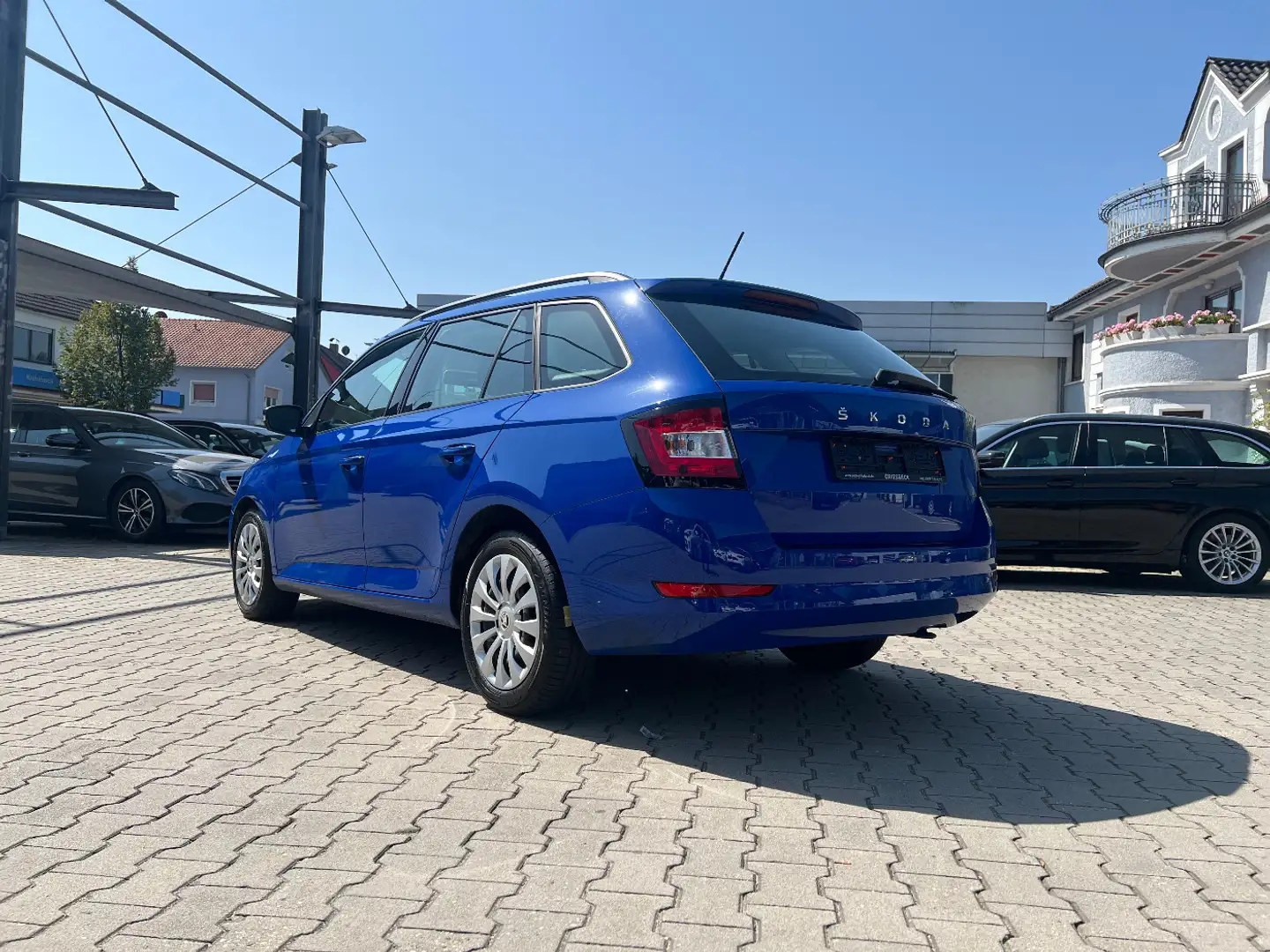 Skoda Fabia Combi 1.0 TSI Ambition *Klima DAB+ PDC* Blau - 2
