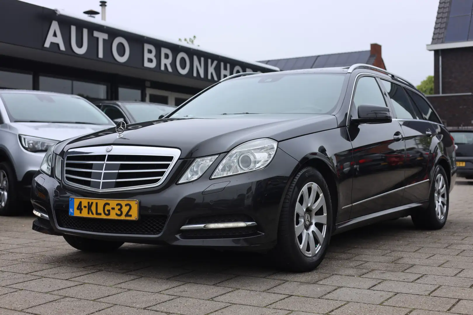 Mercedes-Benz E 300 Estate CDI BlueTEC HYBRID Business Class Avantgard Zwart - 1