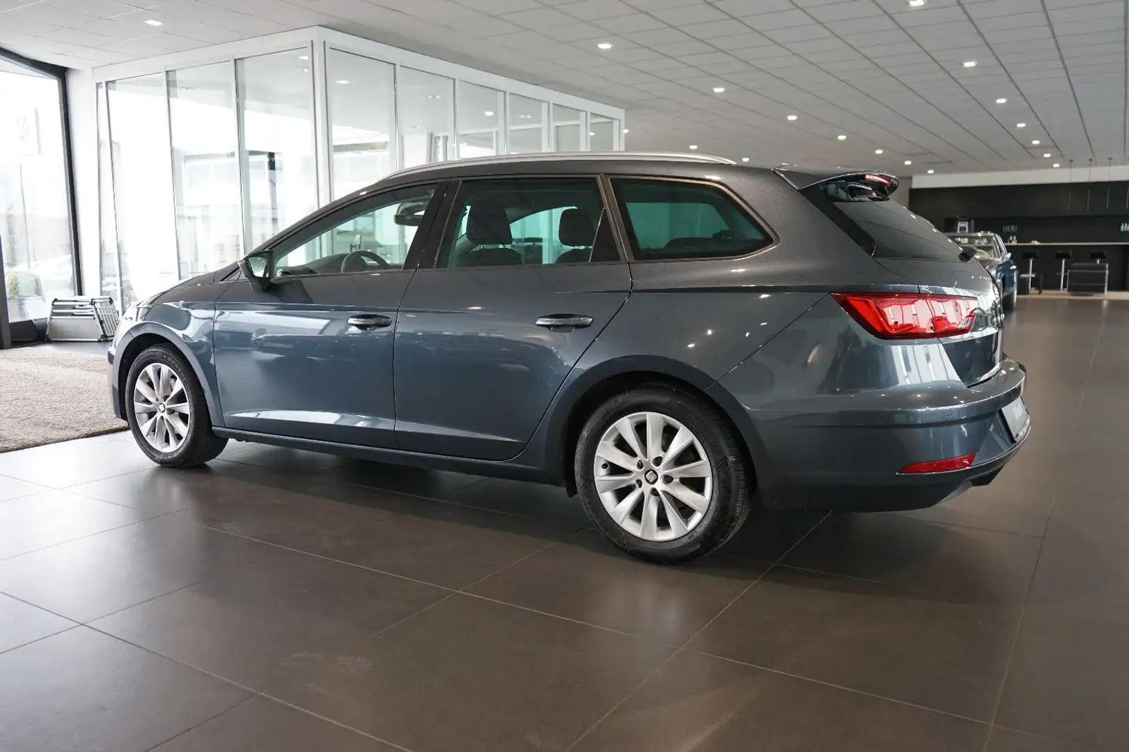 SEAT Leon ST 1.0 TSI Style | LED | Navi | Kamera Gris - 2