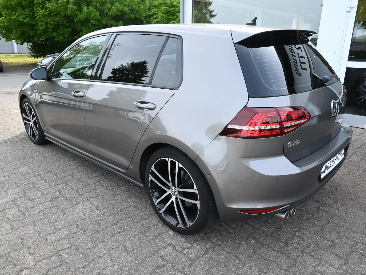 Volkswagen Golf 2.0 GTD BMT DSG Vollleder Navi AHK 18Zoll Grau - 2