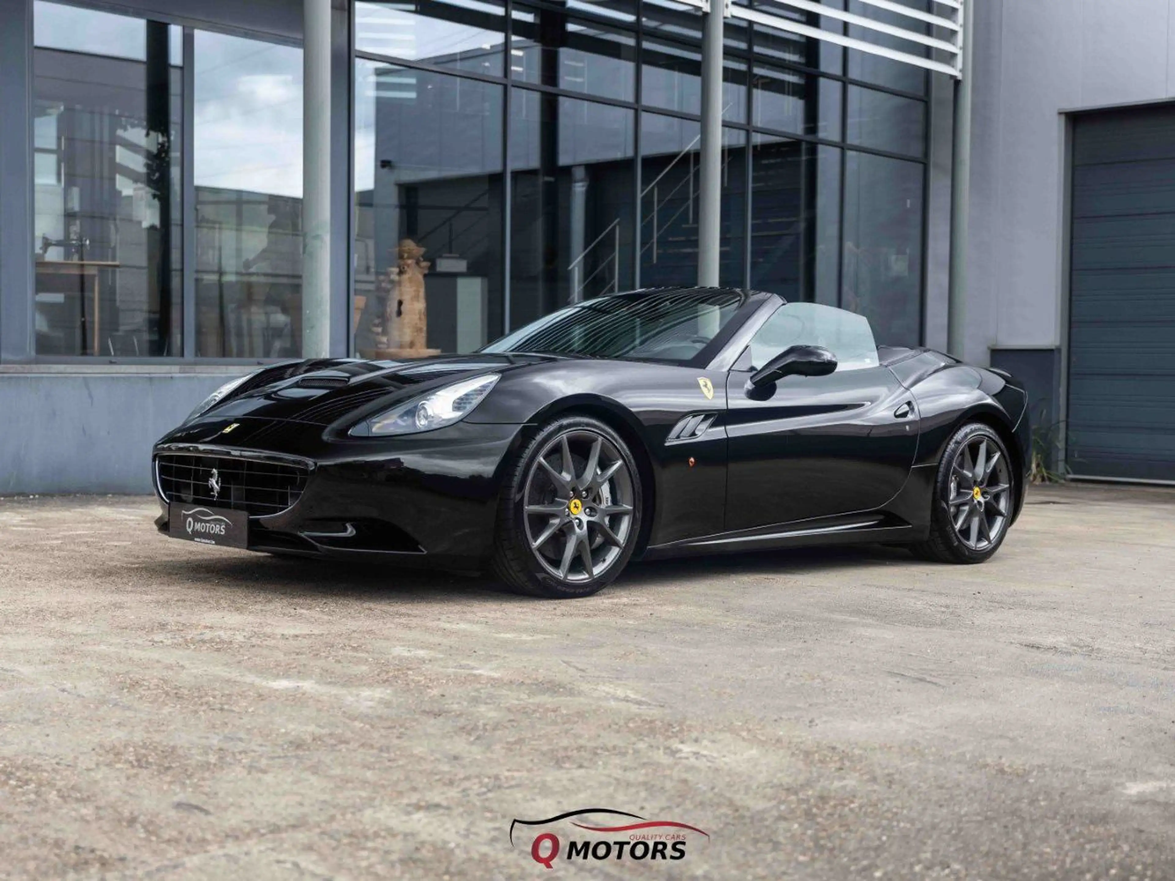 Ferrari California 4.3i V8 — photo 4