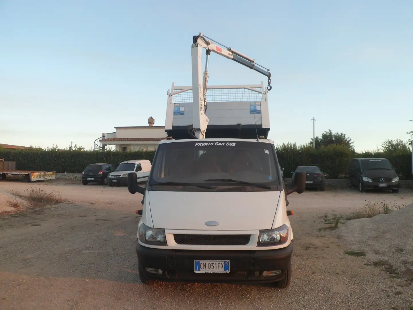 Ford Transit ribaltabile con gru Bianco - 2