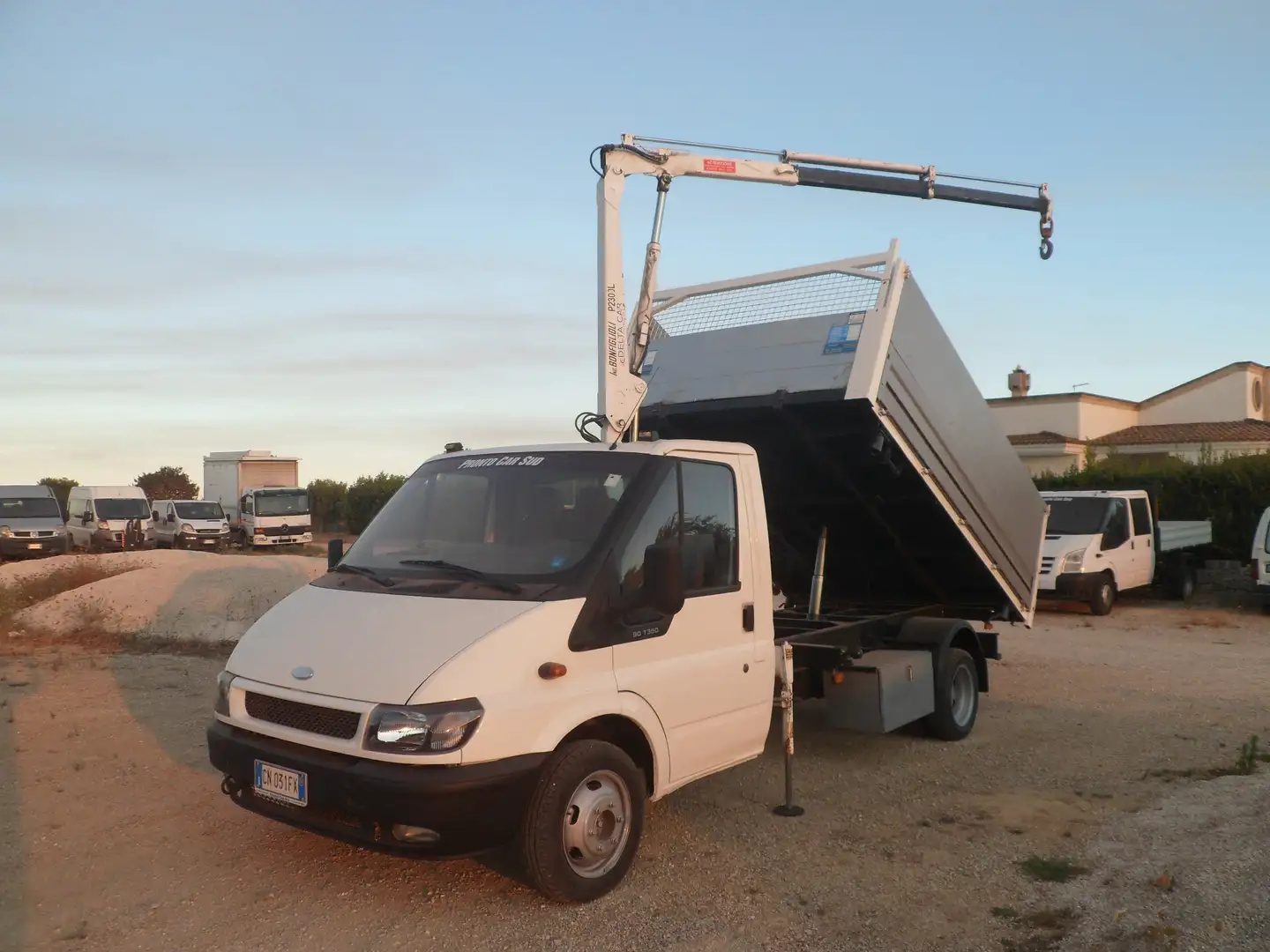 Ford Transit ribaltabile con gru Bianco - 1