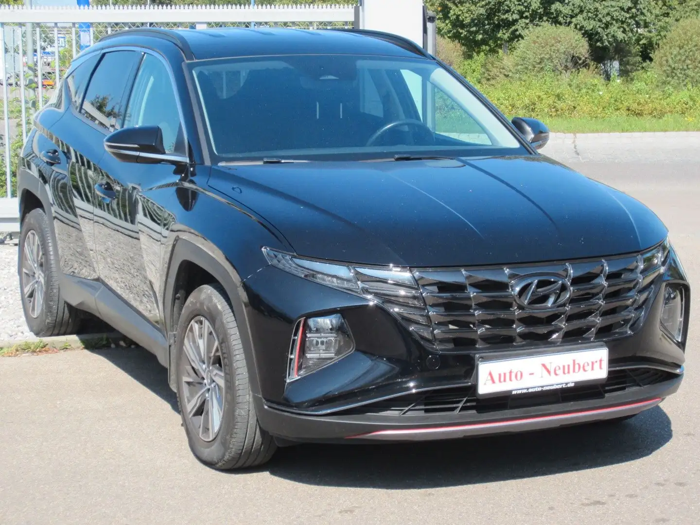 Hyundai TUCSON Select Hybrid 2WD Zwart - 1
