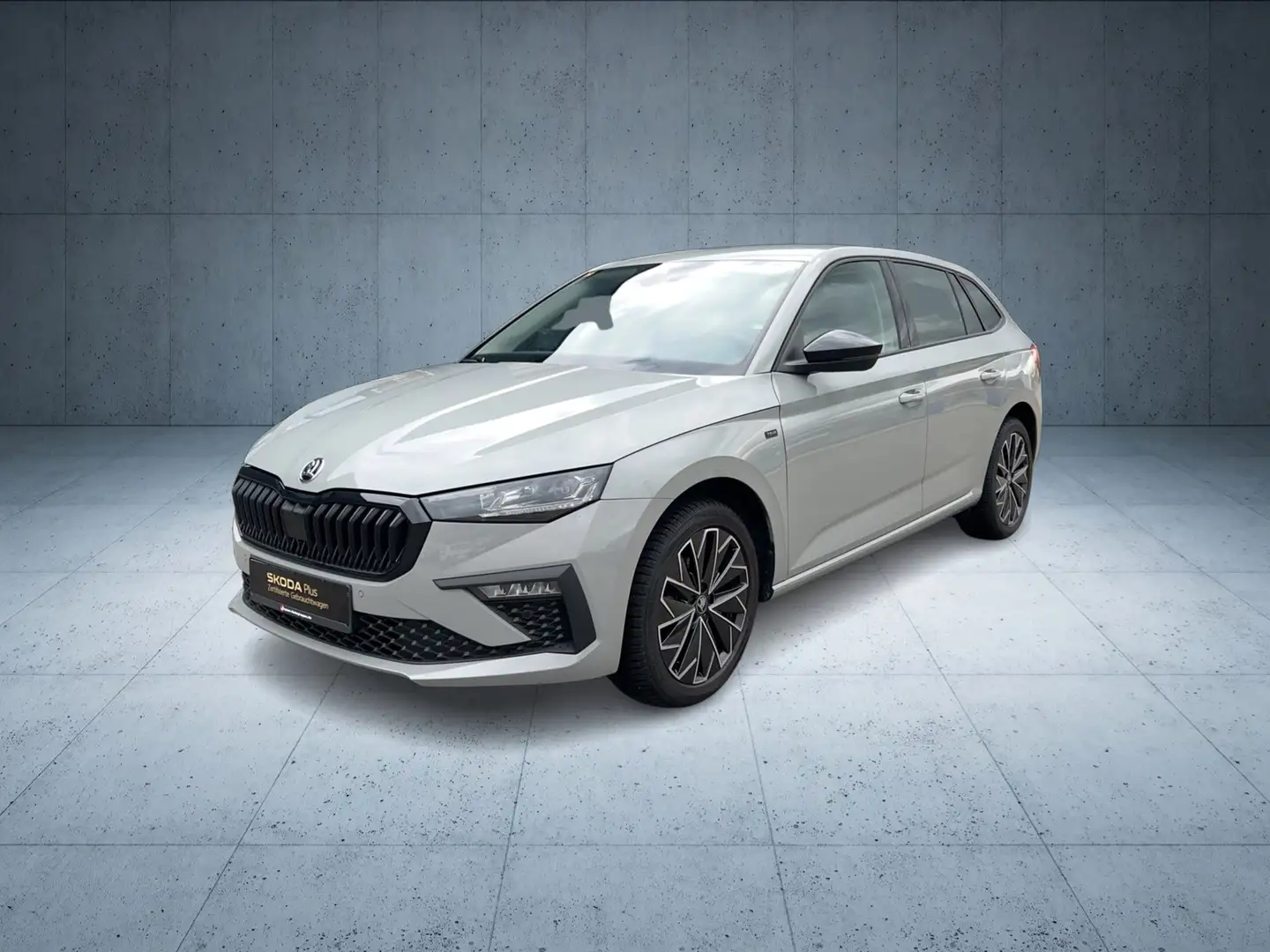 Skoda Scala 1.0 TSI DSG Tour /BLACK PACKAGE Grau - 2