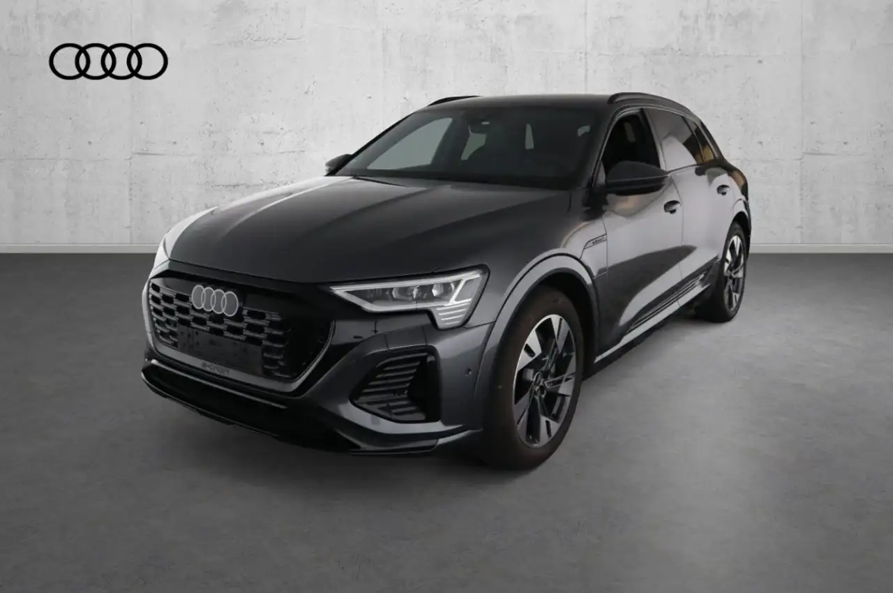 Audi Q8 e-tron