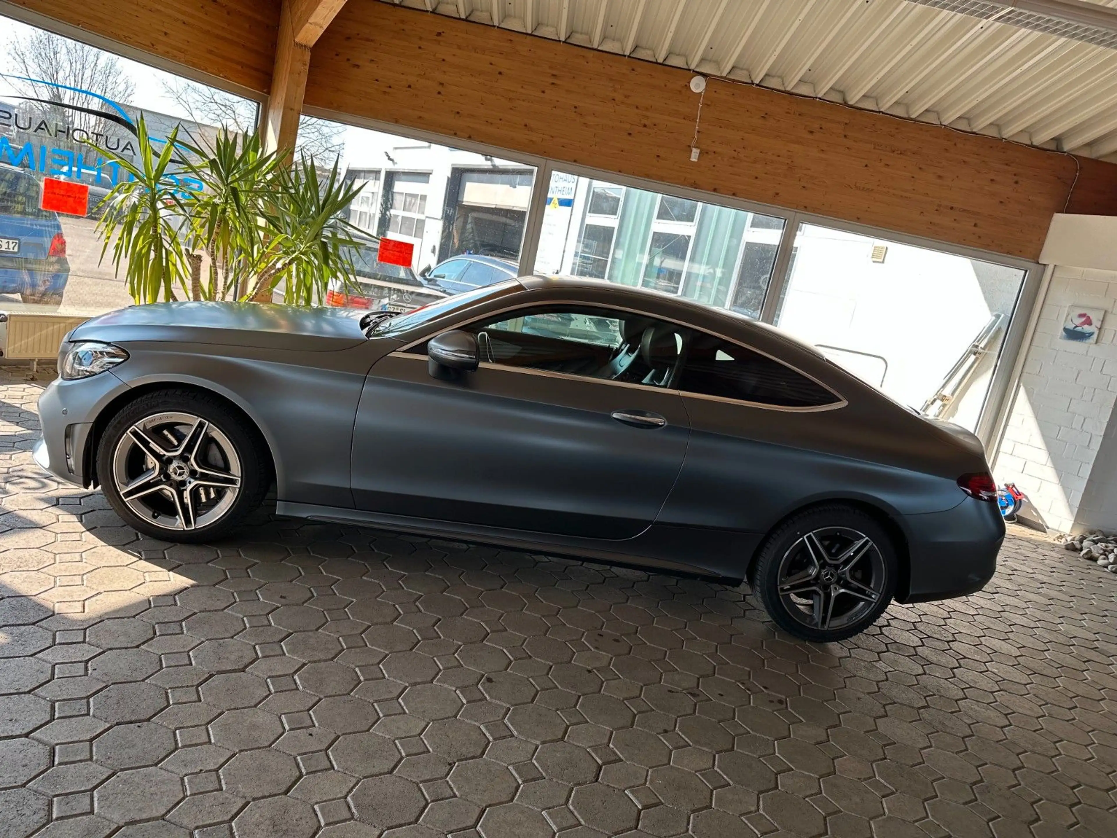 Mercedes-Benz C 400 C400 Coupe 4M*Burmester*dig.Cock*Kam*Nav*LED*AMG — photo 3