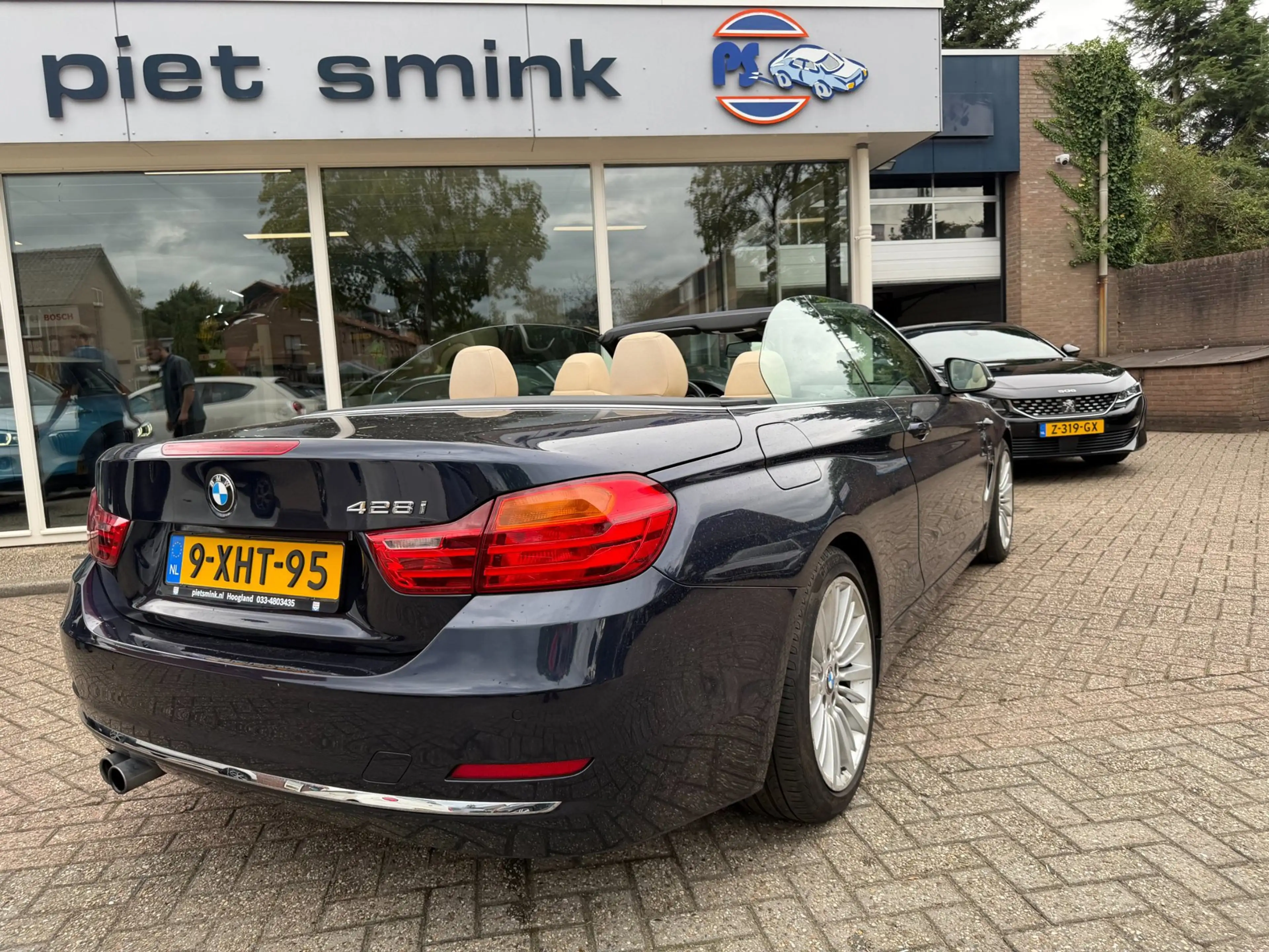 BMW 428 4-serie Cabrio 428i High Executive — photo 32