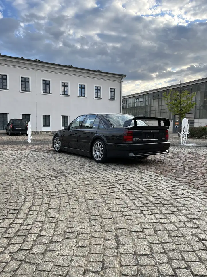 Opel Omega Evolution 500 – 1 von 321 – Prominenter Erstbesitz, foto 4