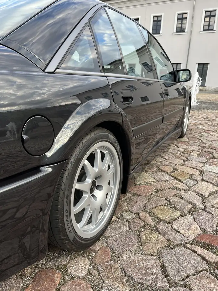 Opel Omega Evolution 500 – 1 von 321 – Prominenter Erstbesitz, foto 10