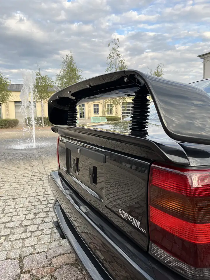 Opel Omega Evolution 500 – 1 von 321 – Prominenter Erstbesitz, foto 9