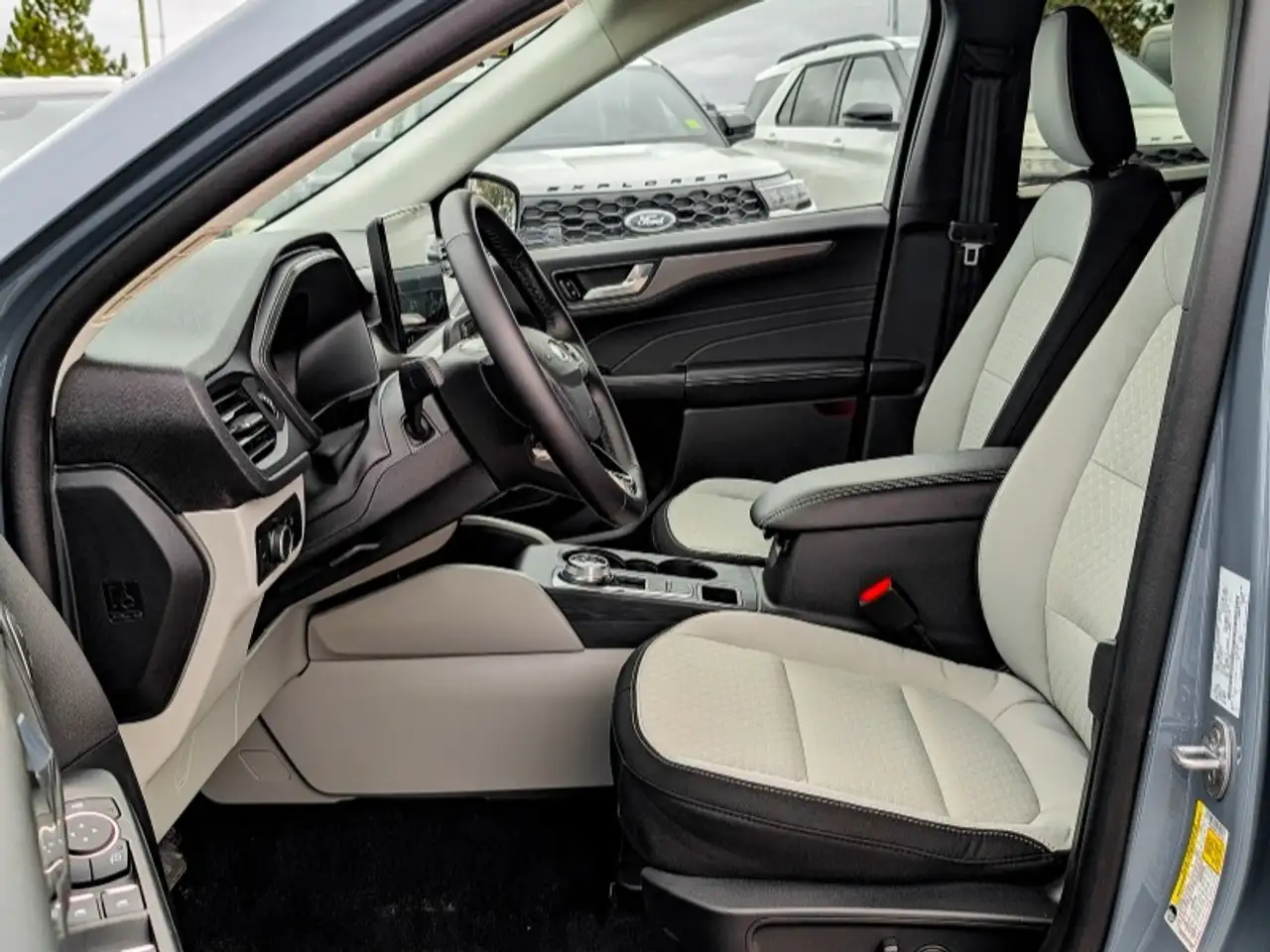 Ford Escape photo Ford Escape