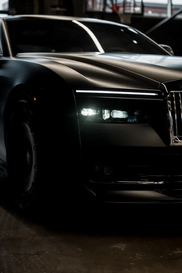 Rolls-Royce Spectre снимка Rolls-Royce Spectre