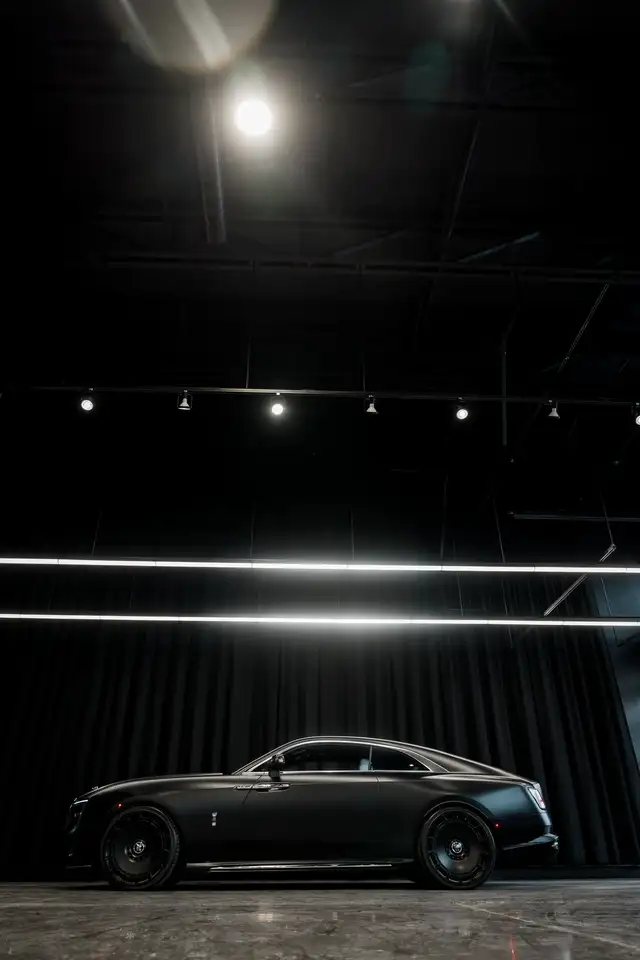 Rolls-Royce Spectre снимка Rolls-Royce Spectre