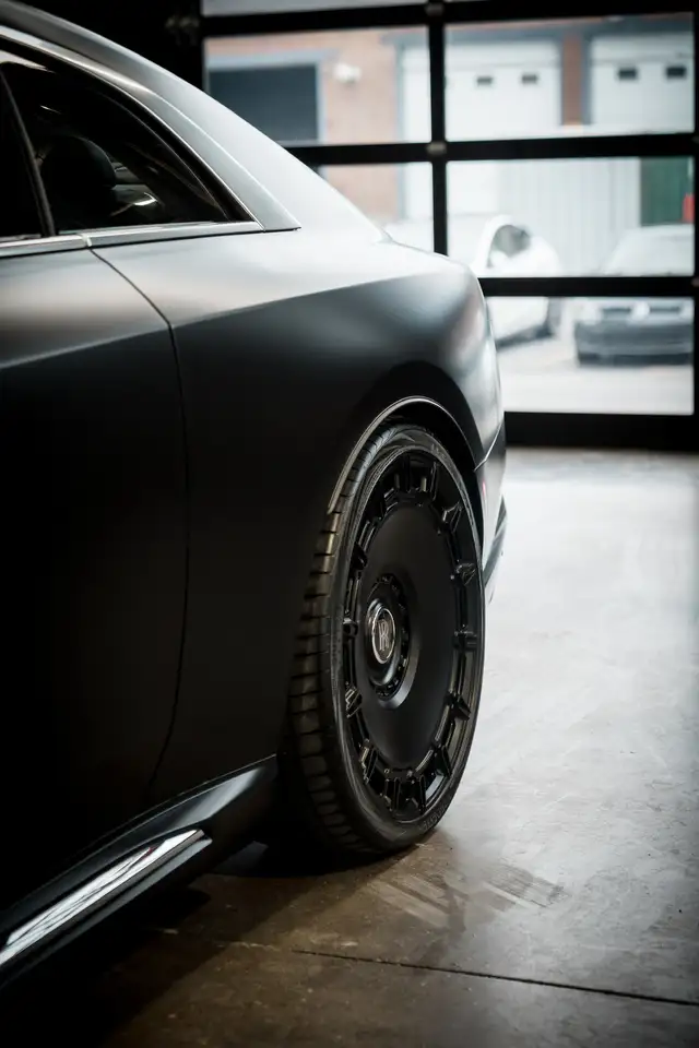 Rolls-Royce Spectre снимка Rolls-Royce Spectre
