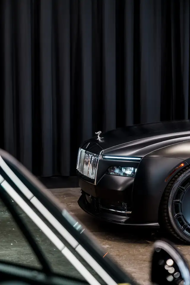 Rolls-Royce Spectre снимка Rolls-Royce Spectre