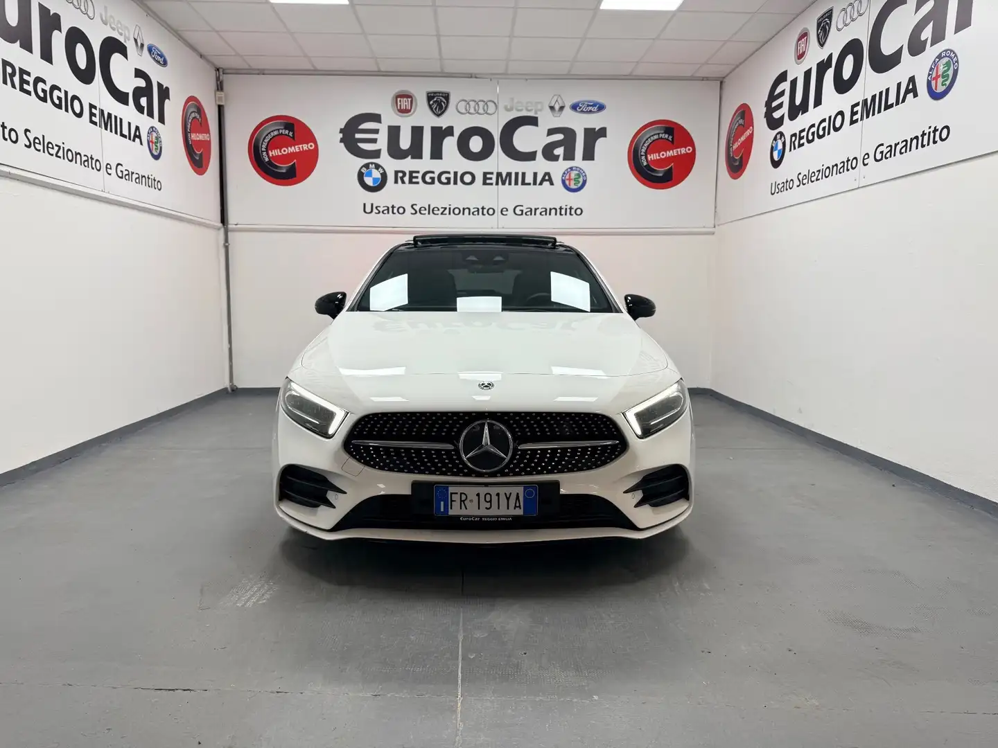 Mercedes-Benz A 180 A 180 d Automatic Premium Bianco - 2