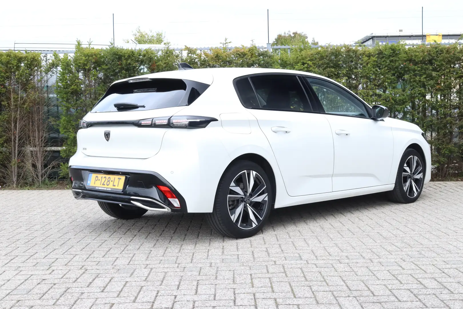 Peugeot 308 1.2 Turbo Allure | Apple Carplay/Android Auto|tele Blanc - 2