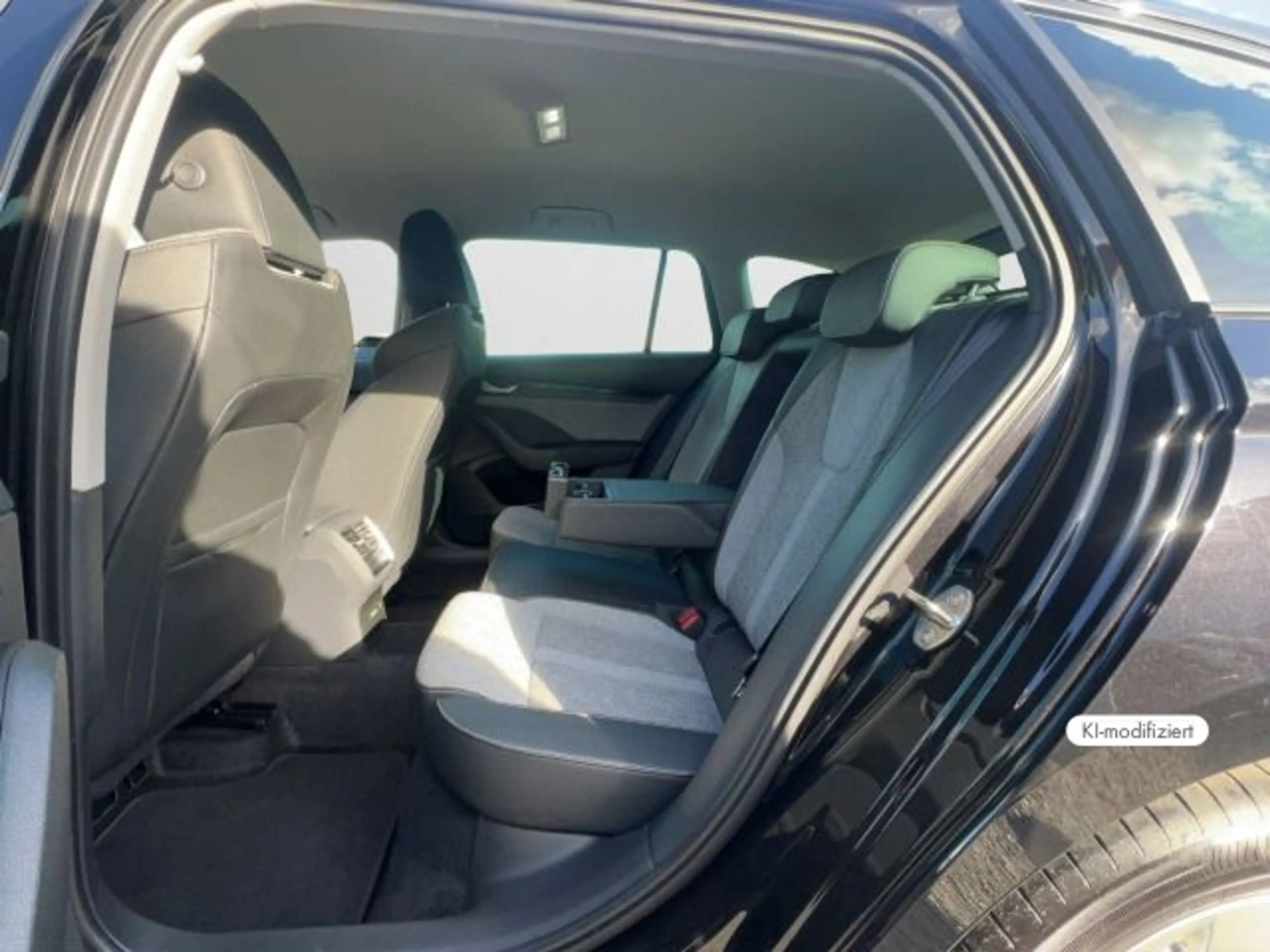 Skoda Octavia Combi Selection 1.5 TSI Selection NAV MA — photo 14