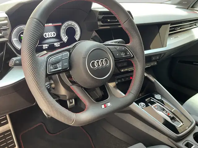 Audi A3 view 9