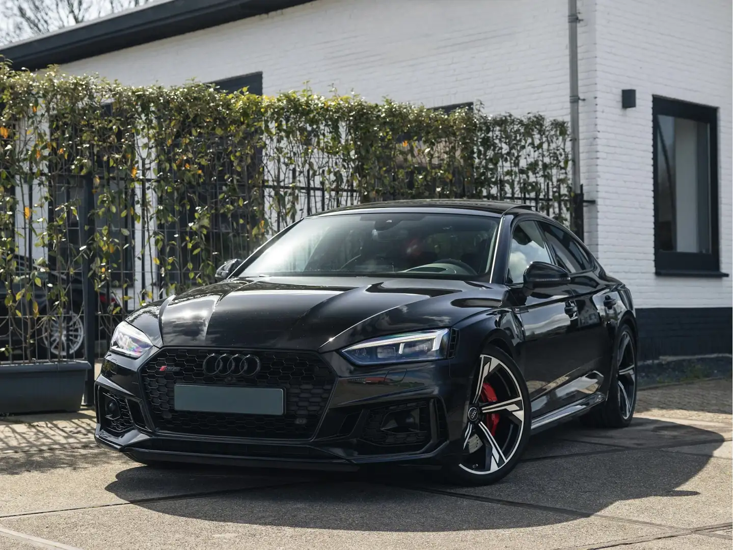 Audi RS5 Zwart - 1