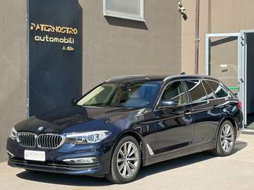 Serie 5 G31 2017 Touring 520d Touring Luxury auto
