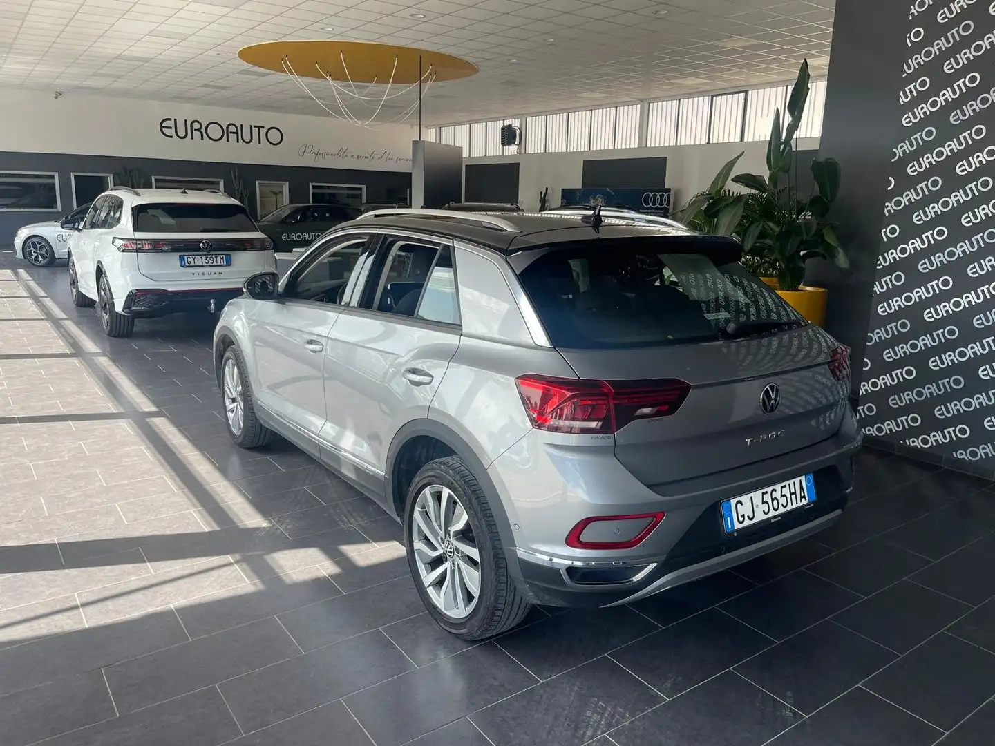 Volkswagen T-Roc T-Roc 1.5 tsi Style dsg Argento - 2