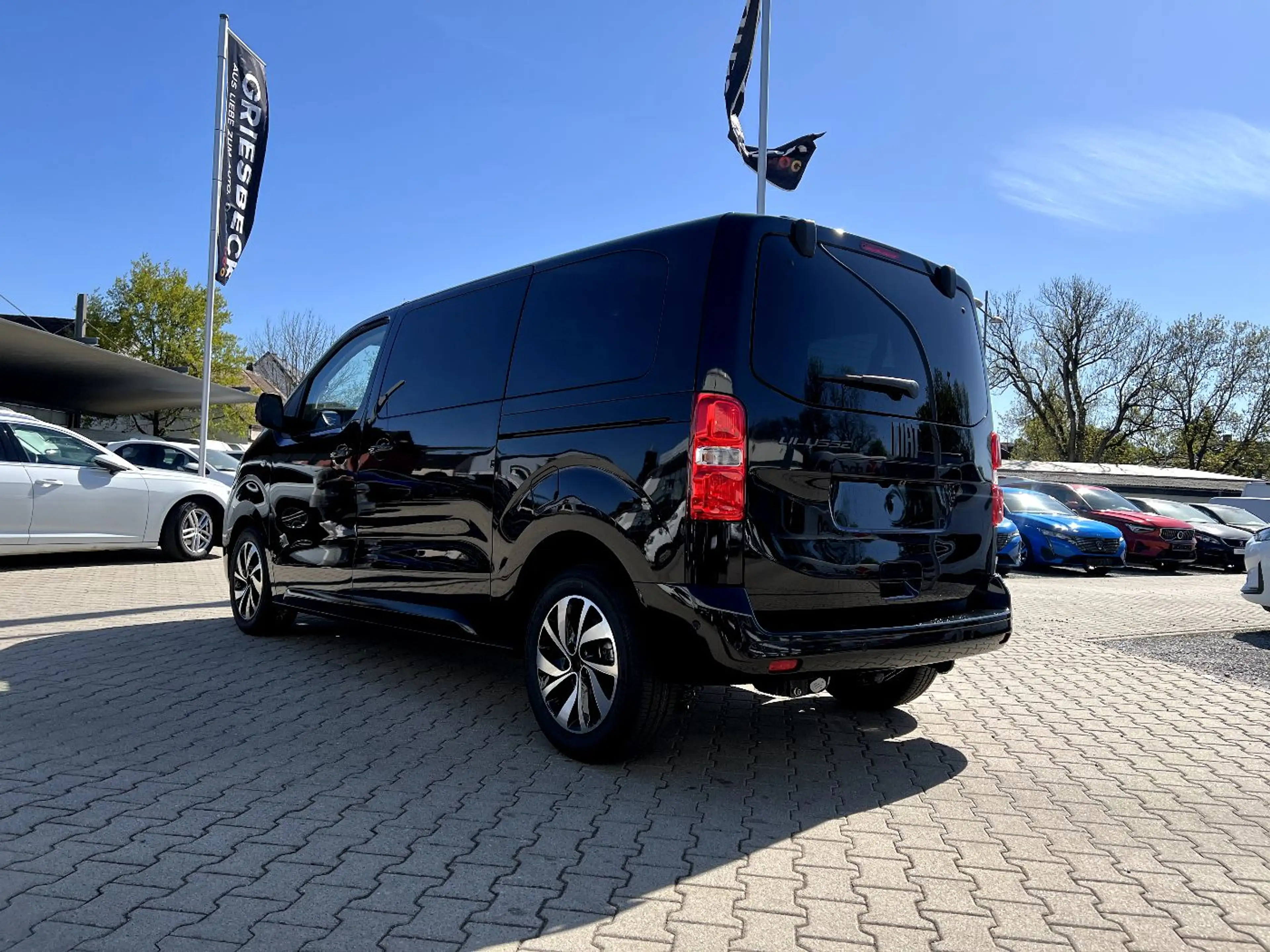 Fiat Ulysse L2 180 Icon LED Navi AHK Kamera Sitzh. — photo 2