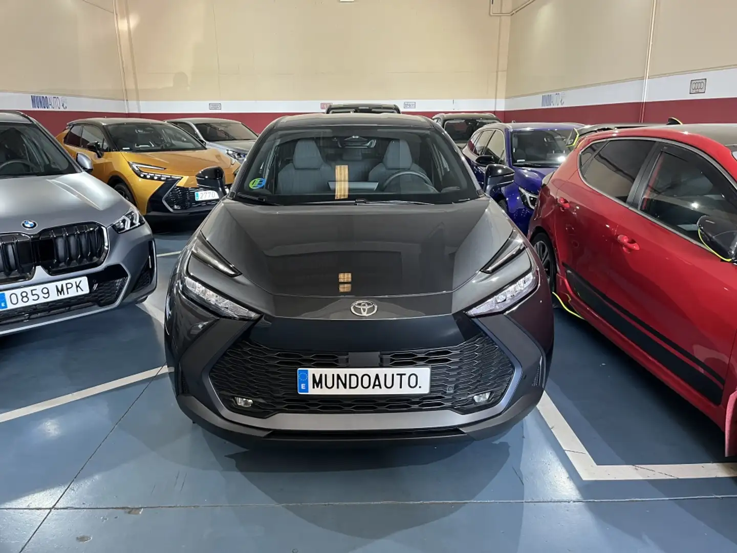 Toyota C-HR 140H Advance Gris - 2