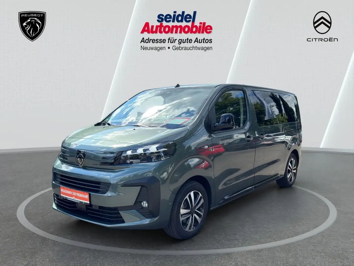 Peugeot Traveller 2.0 BlueHDi 180 EAT8 Active L2 Verde - 1