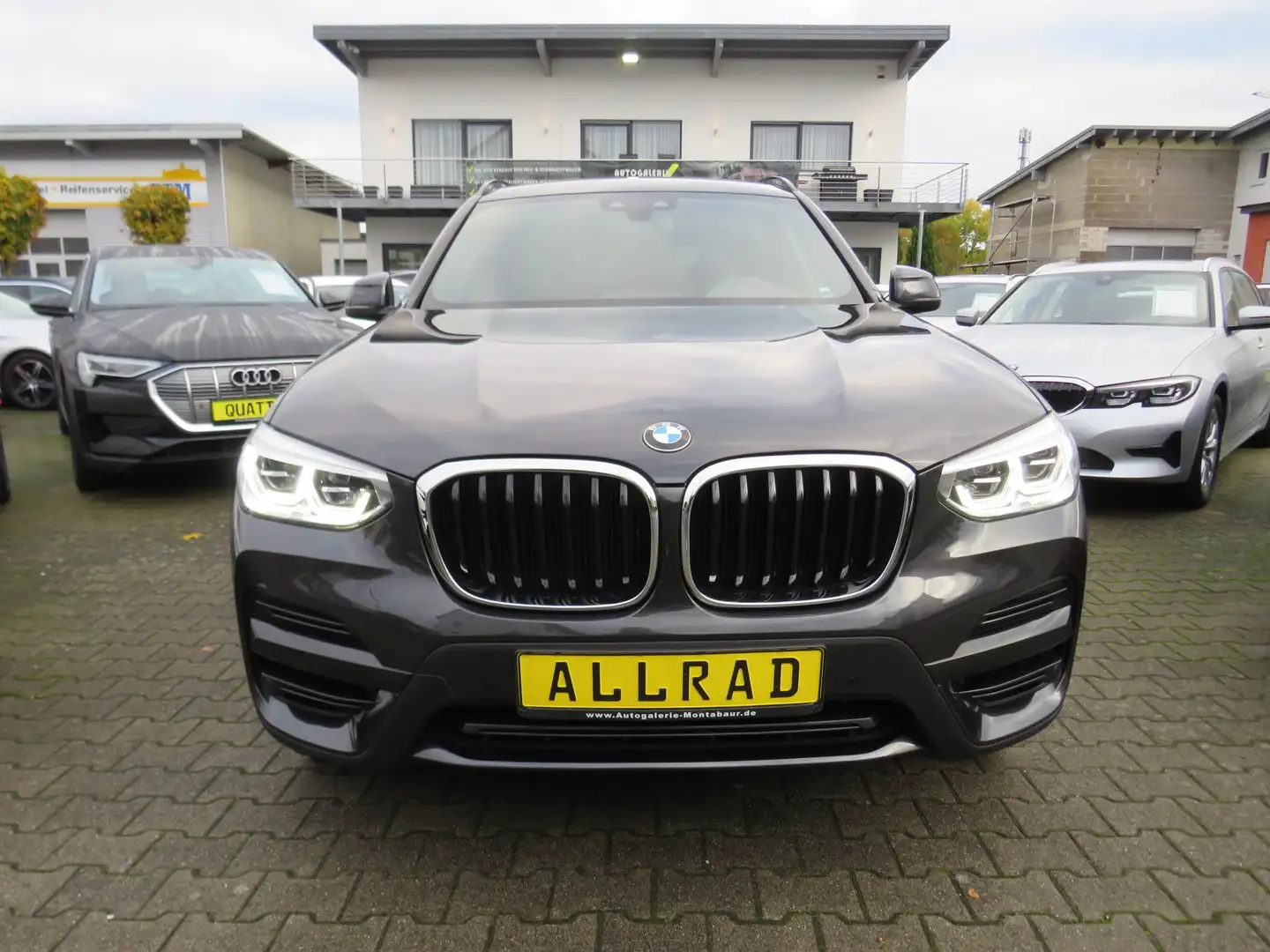 BMW X3 xDrive 20d *1.HAND *HK SOUND *GARANTIE *SCHECKHEFT Gris - 2