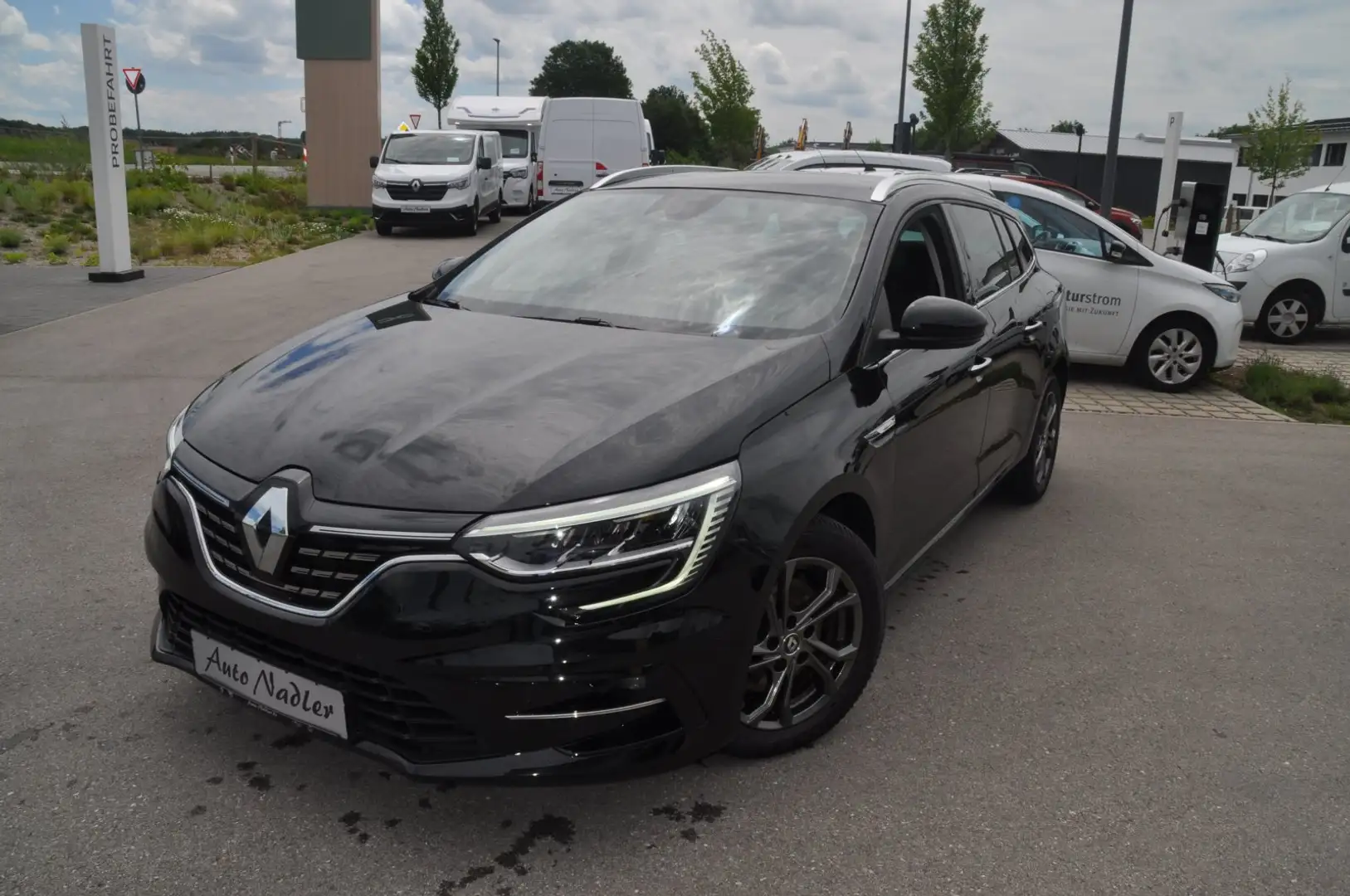 Renault Megane IV 1.6 E-TECH Plug-in 160 Grandtour Intens 1.6 E-T Schwarz - 1