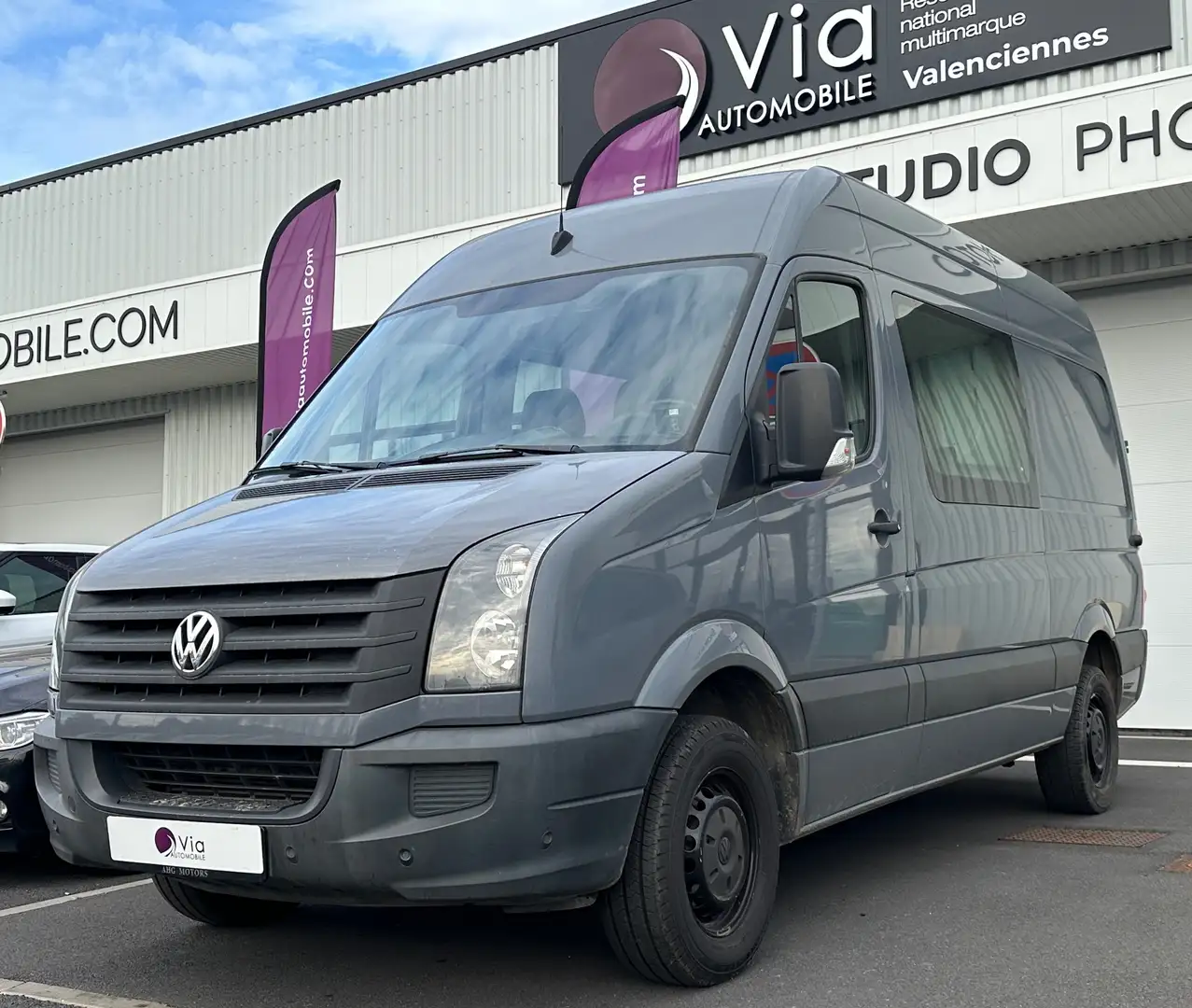Volkswagen Crafter 35 L2H2 2.0 TDI 109 - 6 places - 1