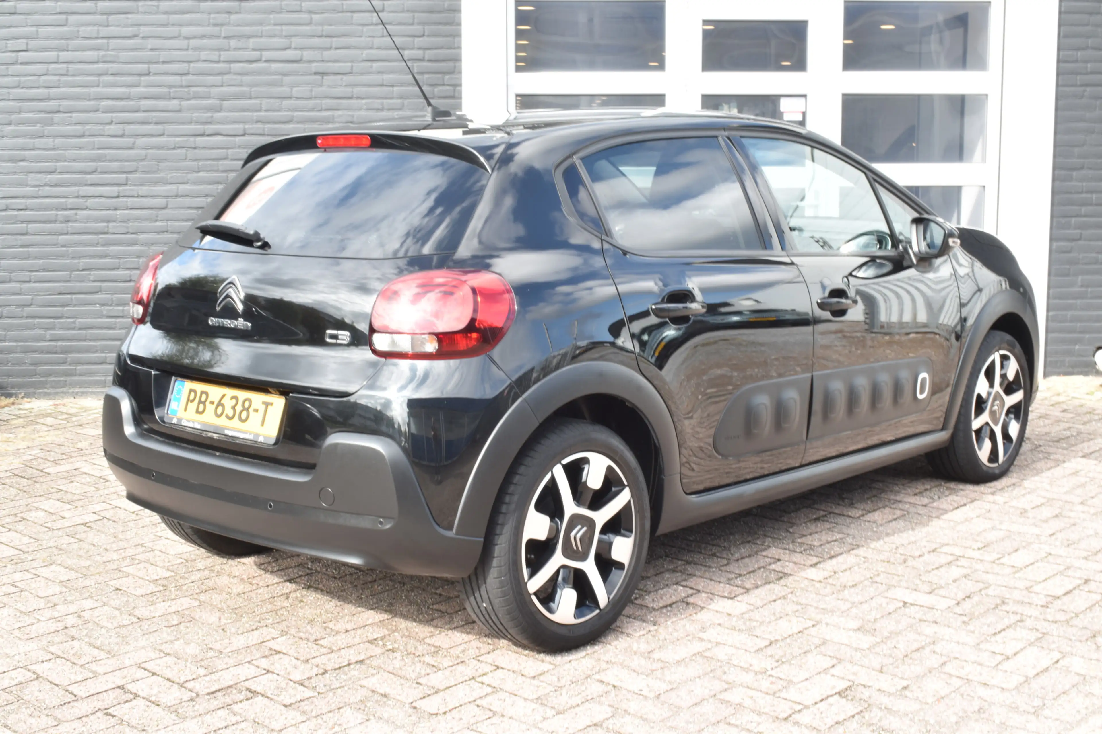 Citroen C3 PureTech 82 Shine Navi | Airco | Parkeerhulp | — photo 3