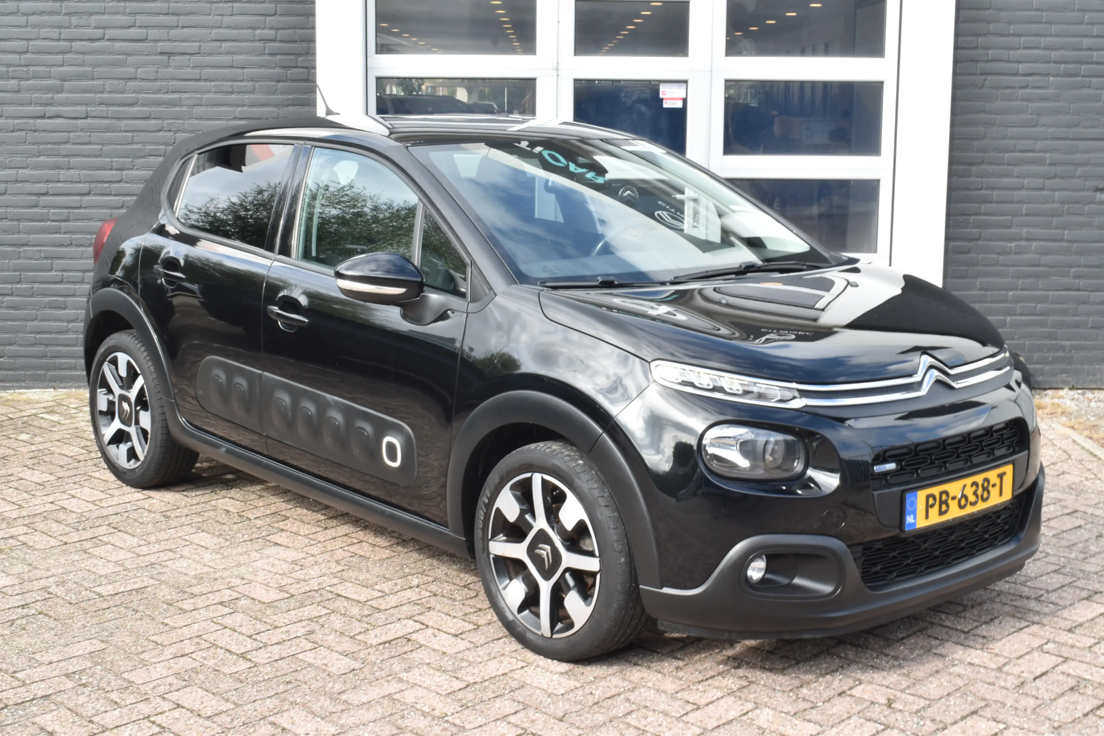 Citroen C3 PureTech 82 Shine Navi | Airco | Parkeerhulp | — photo 4