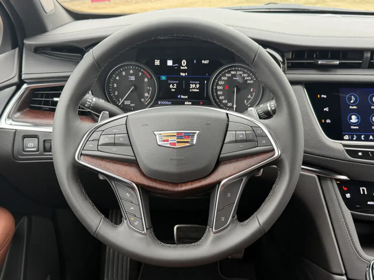 Cadillac XT5 снимка Cadillac XT5