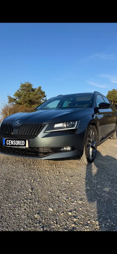 Skoda Superb Sportline Grau - 1