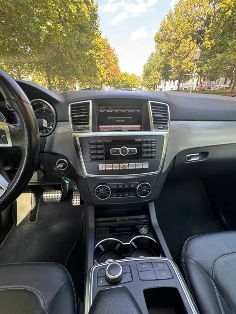 Mercedes-Benz ML 350 ML 350 BlueTEC 4MATIC A-Edition Aut. A-Edition Grau - 2