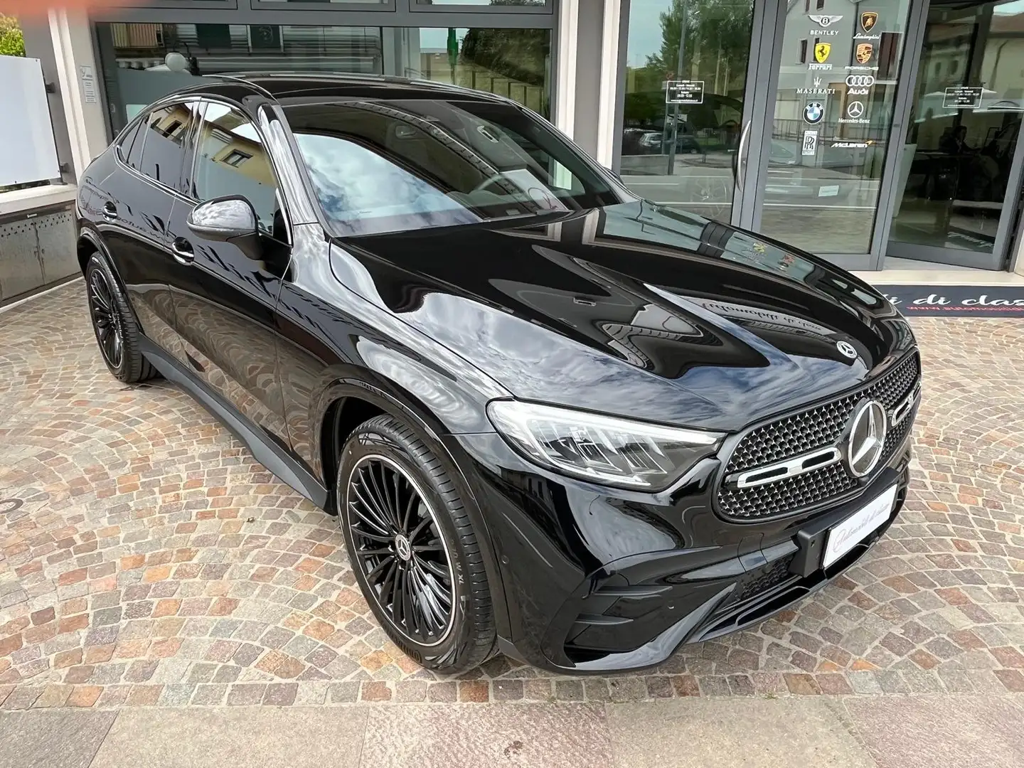 Mercedes-Benz GLC 220 Coupe d  4matic -Amg-Night-MY 2025 Noir - 1