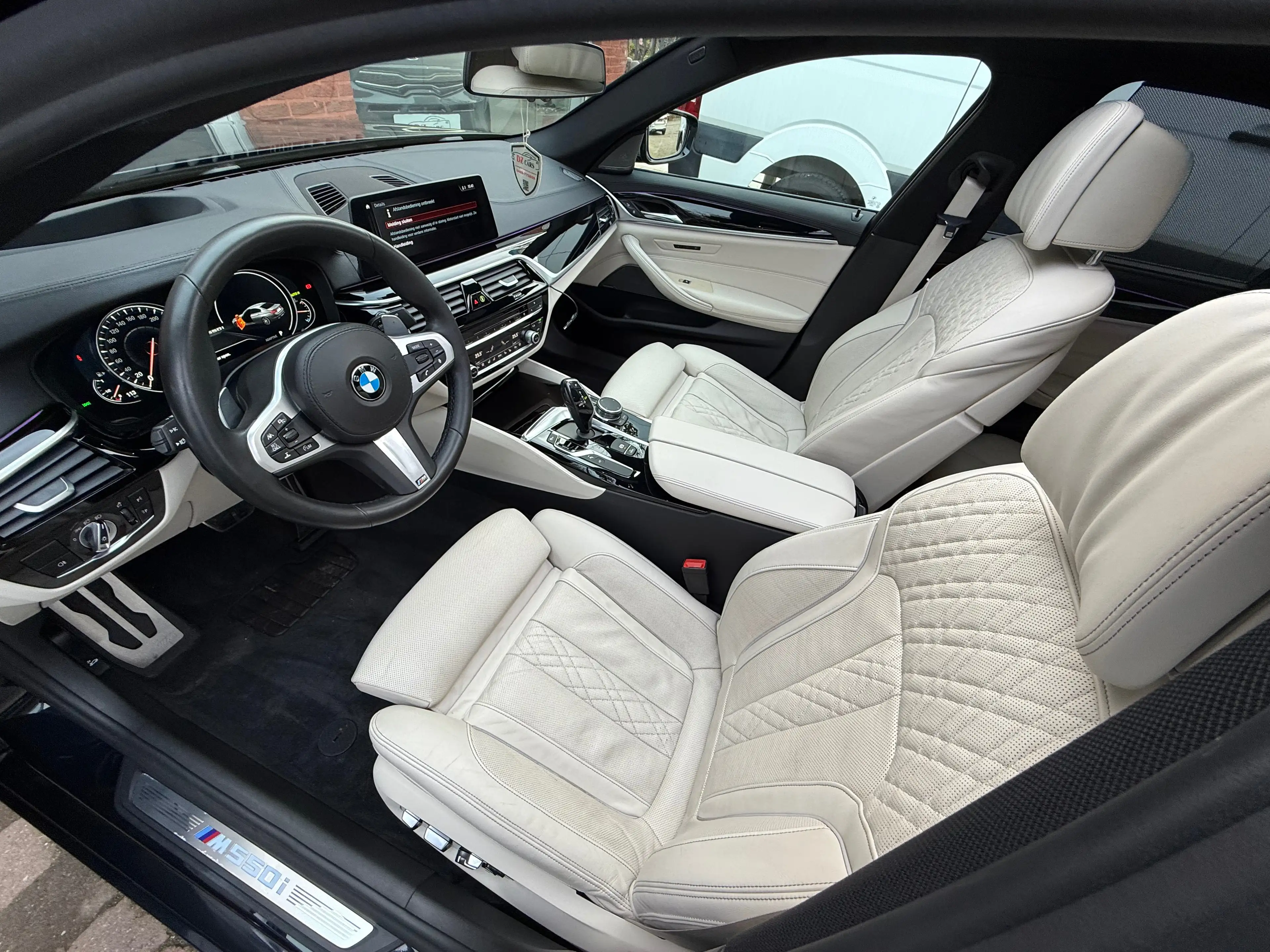 BMW M550 X-DRIVE 4.4i V8 462PK |✅CAMERA 360* | OPEN DAK | — photo 14