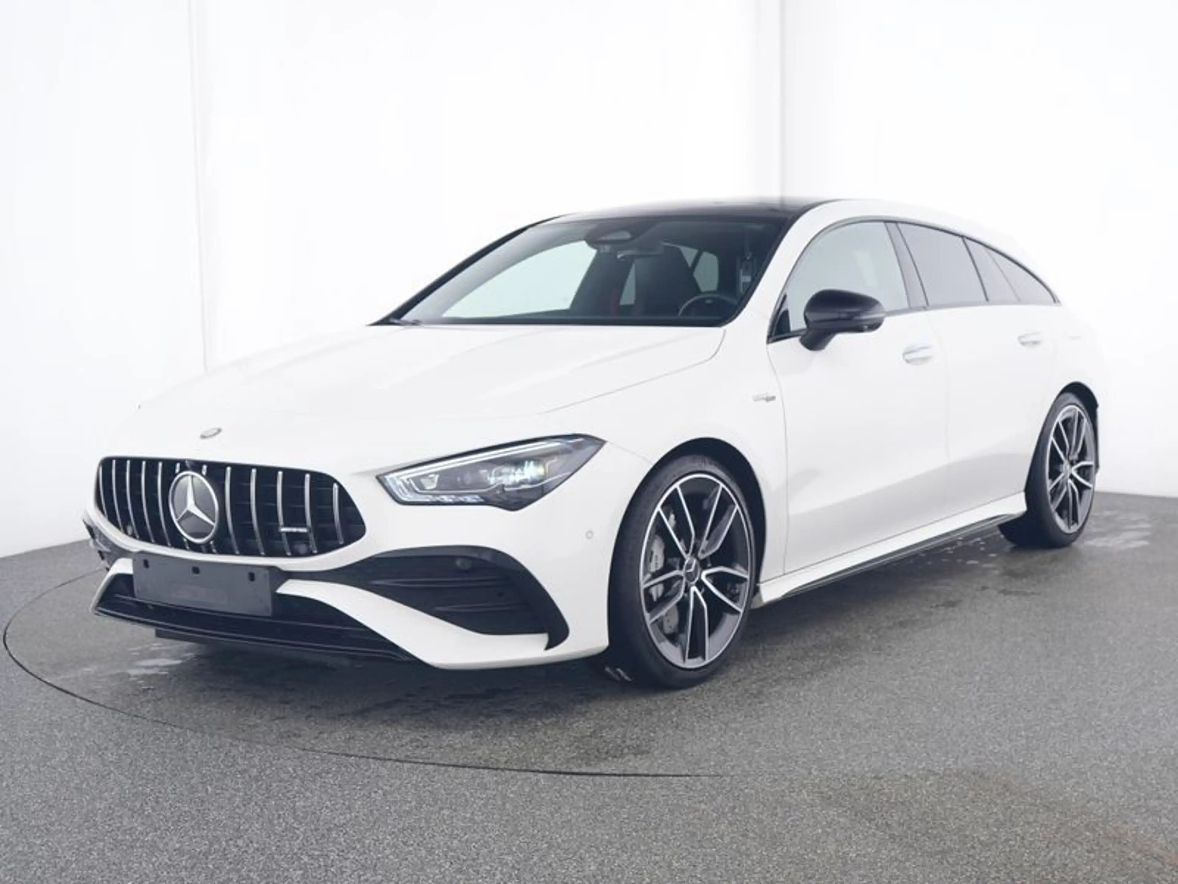 Mercedes-Benz CLA 35 AMG 4M SB Night Dist Pano Burme Multi 19" — photo 2