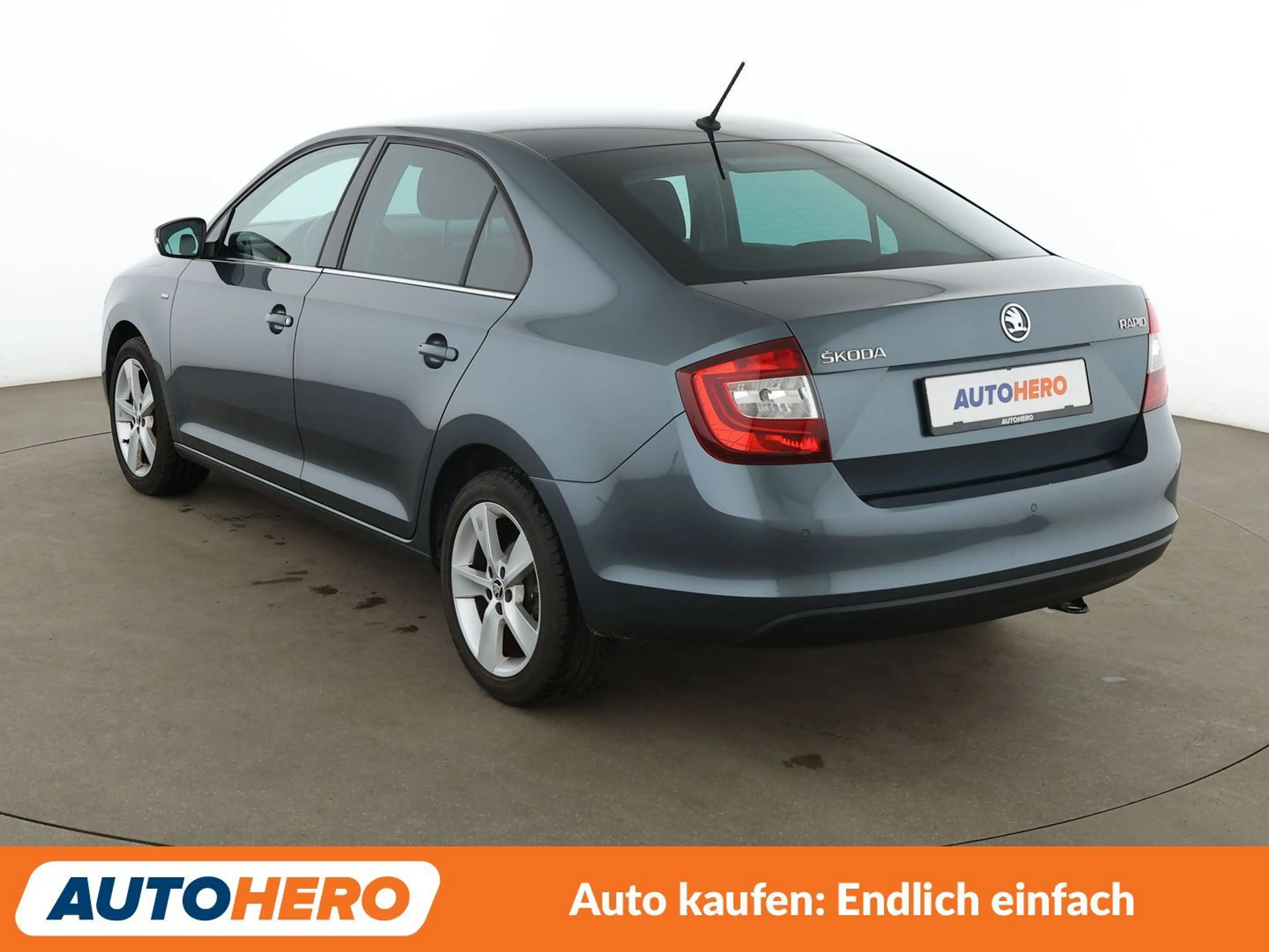 Skoda Rapid/Spaceback 1.0 TSI Clever Aut.*TEMPO*PDC*SHZ*ALU*KLIMA* — photo 4