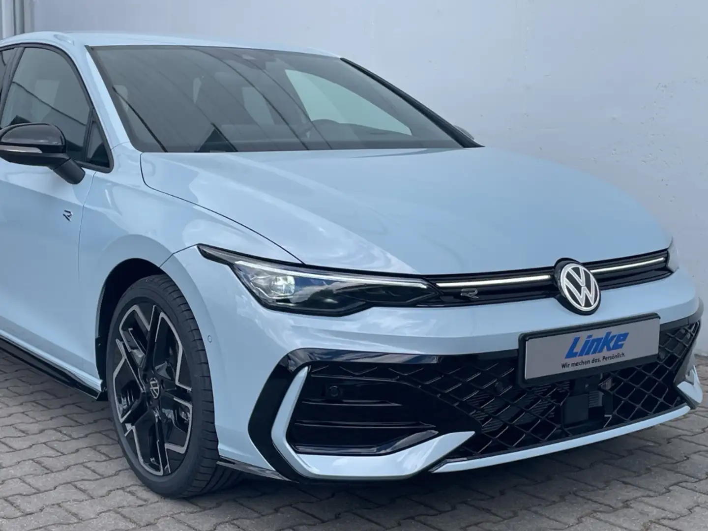 Volkswagen Golf VIII 1.5 eTSI DSG R-Line AHK/360°Kamera/HUD/Navi Blau - 2