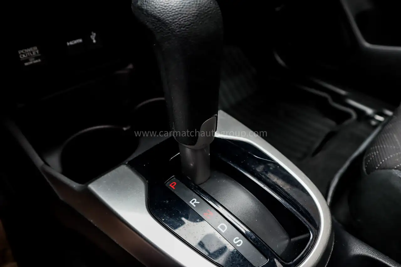 Honda Fit снимка Honda Fit